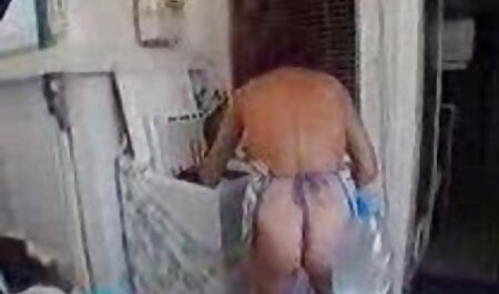 پسر fucks دانلود سکس خفن خارجی در خارج از منزل است